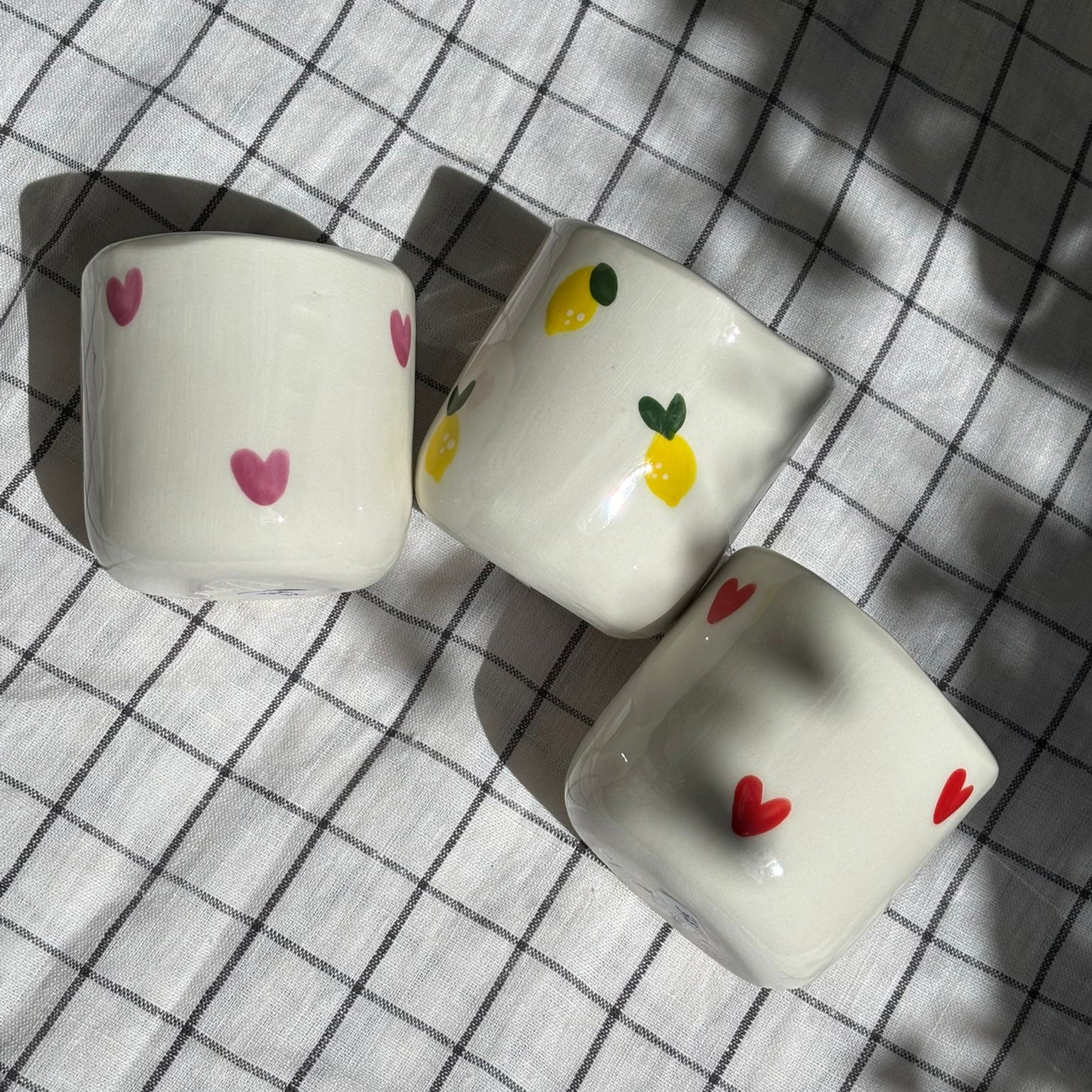 Bouclez- la, Tasse à café - La Vie en rouge