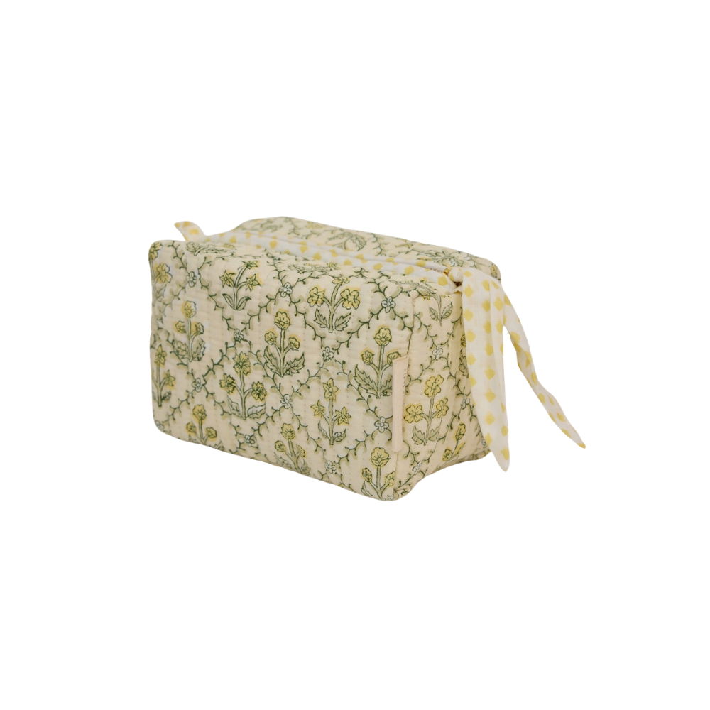 Paper Mirchi, Trousse de toilette - Treillis floral crème au beurre