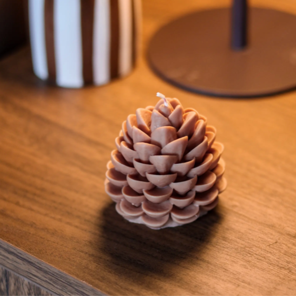 La Casa des Bougies, Bougies Pomme de pin - Beige