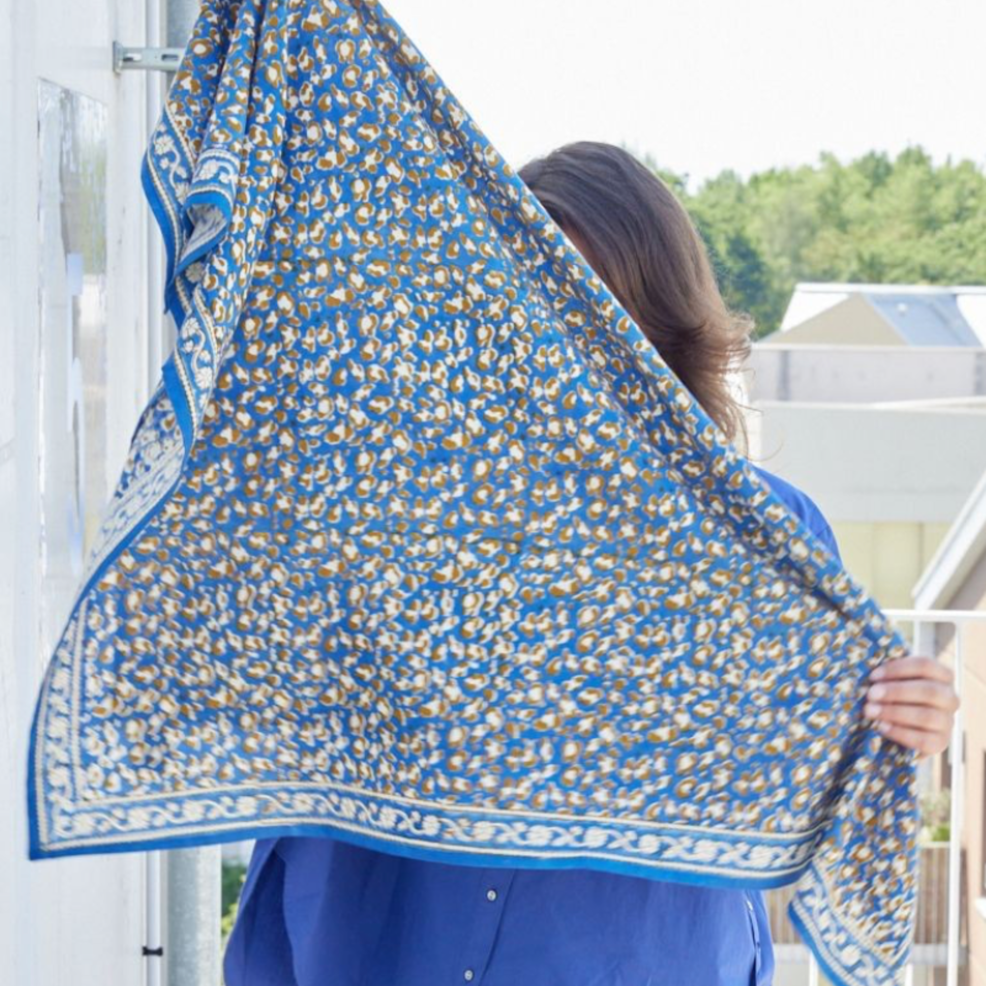 Grand Foulard Indien Bonheur du jour - Léopard Bleu