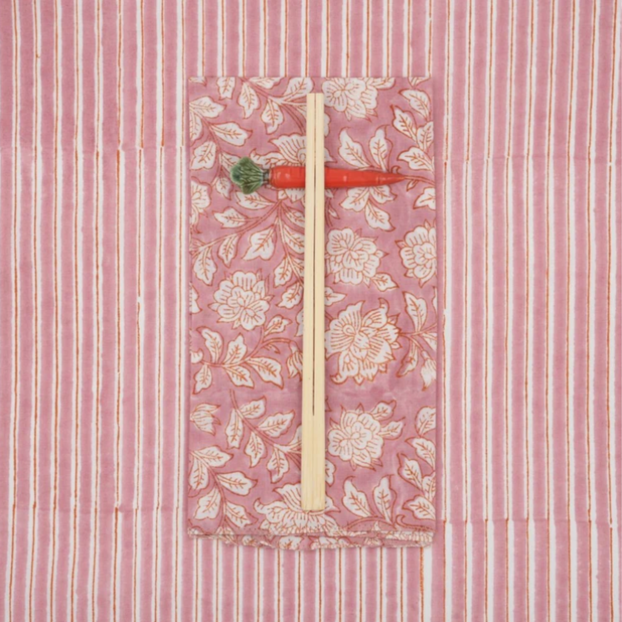 Serviette de table, Suzette à table - Iris Powder