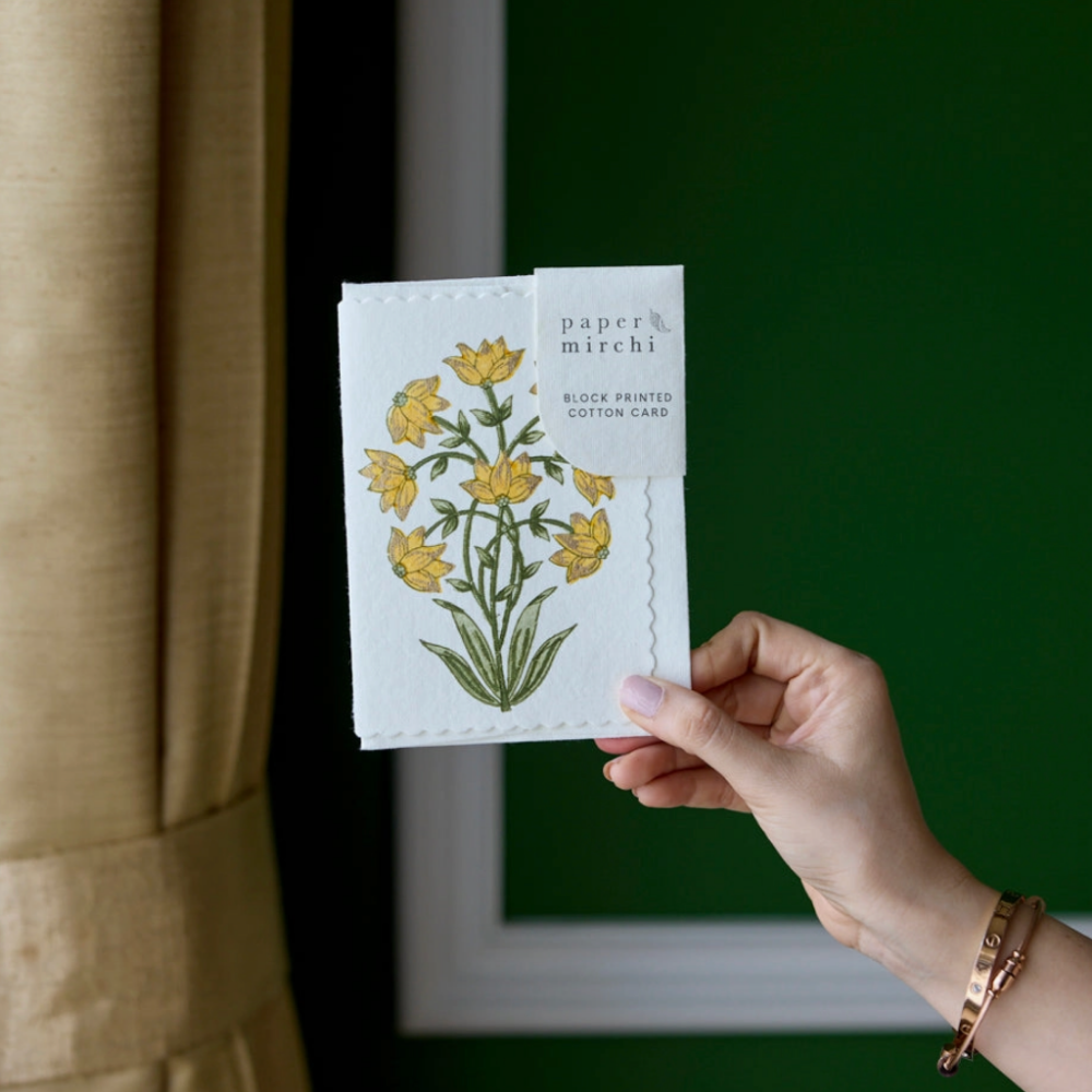 Paper Mirchi, Carte - Champaca Safran