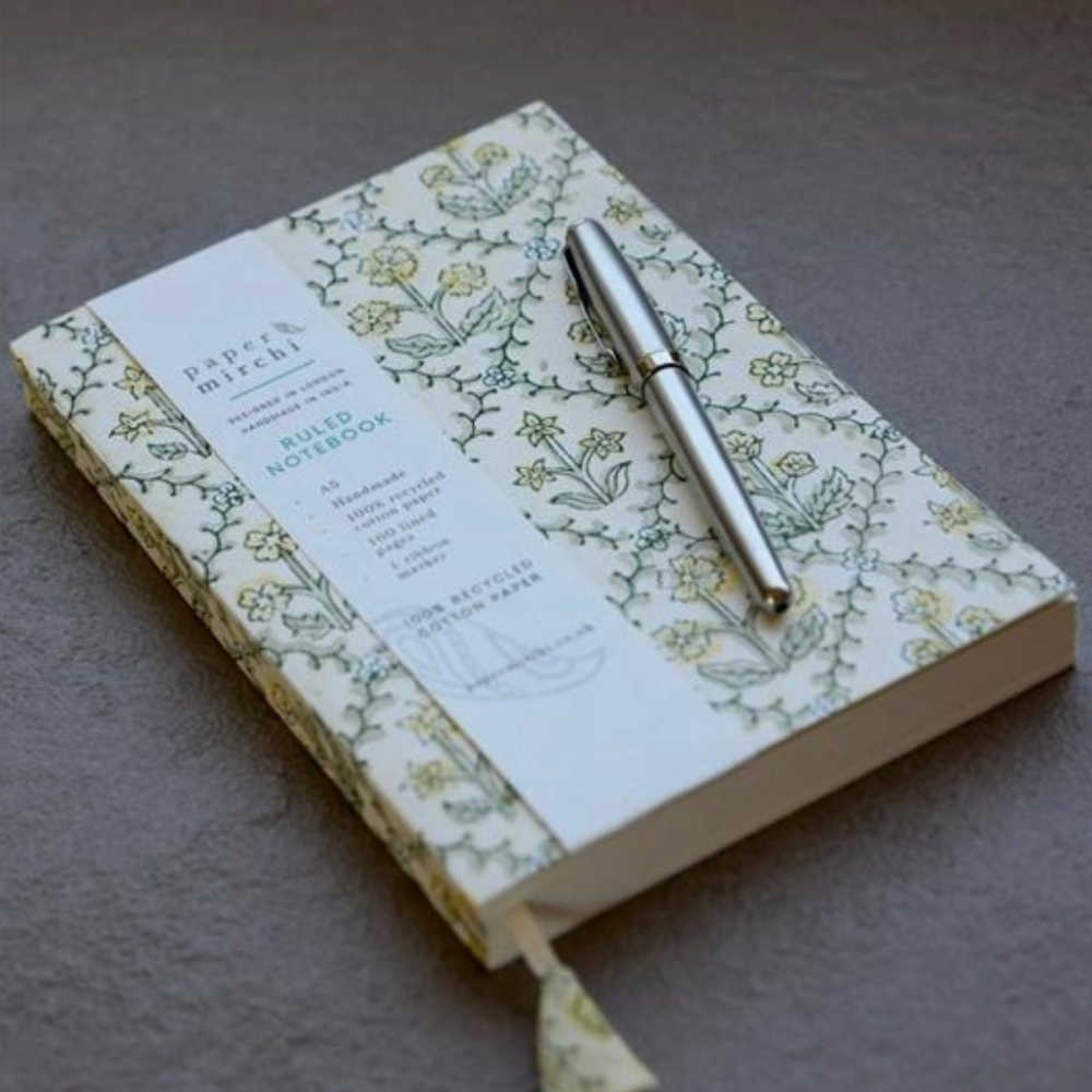 Paper Mirchi, Carnet de notes - Treillis floral crème au beurre