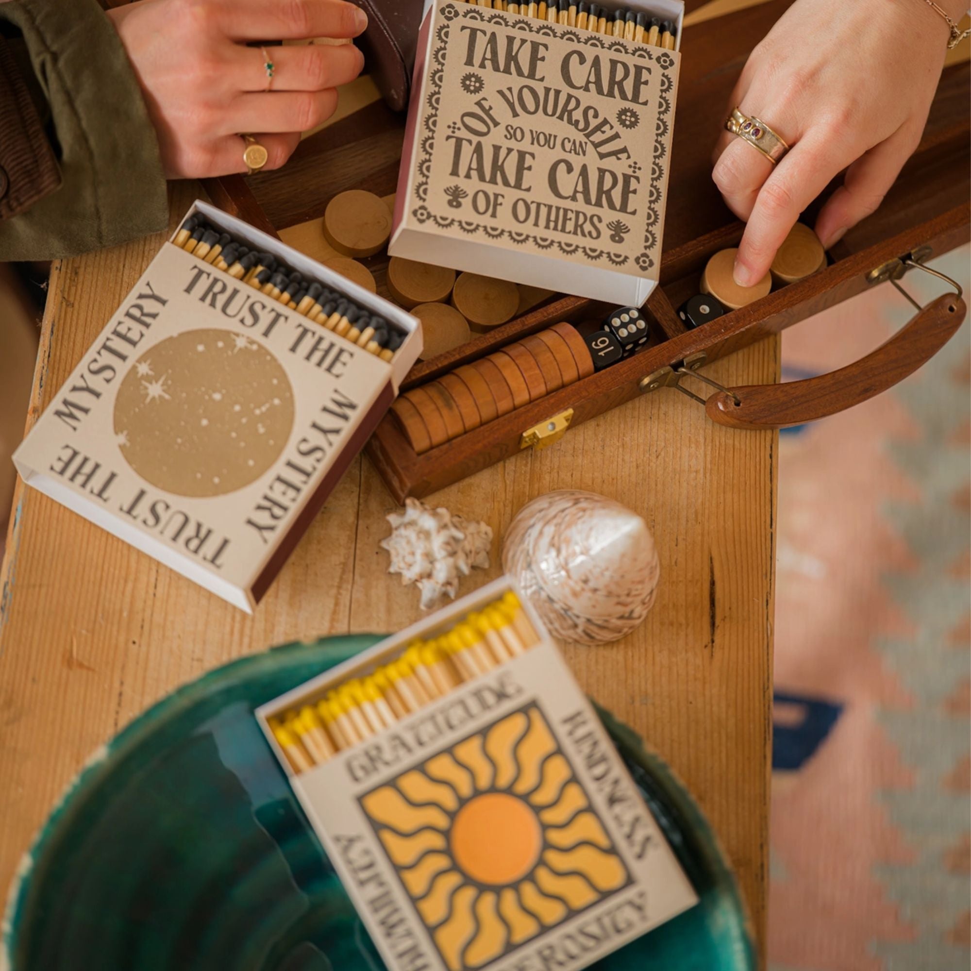 Archivist, Coffret d'allumettes - Gratitude