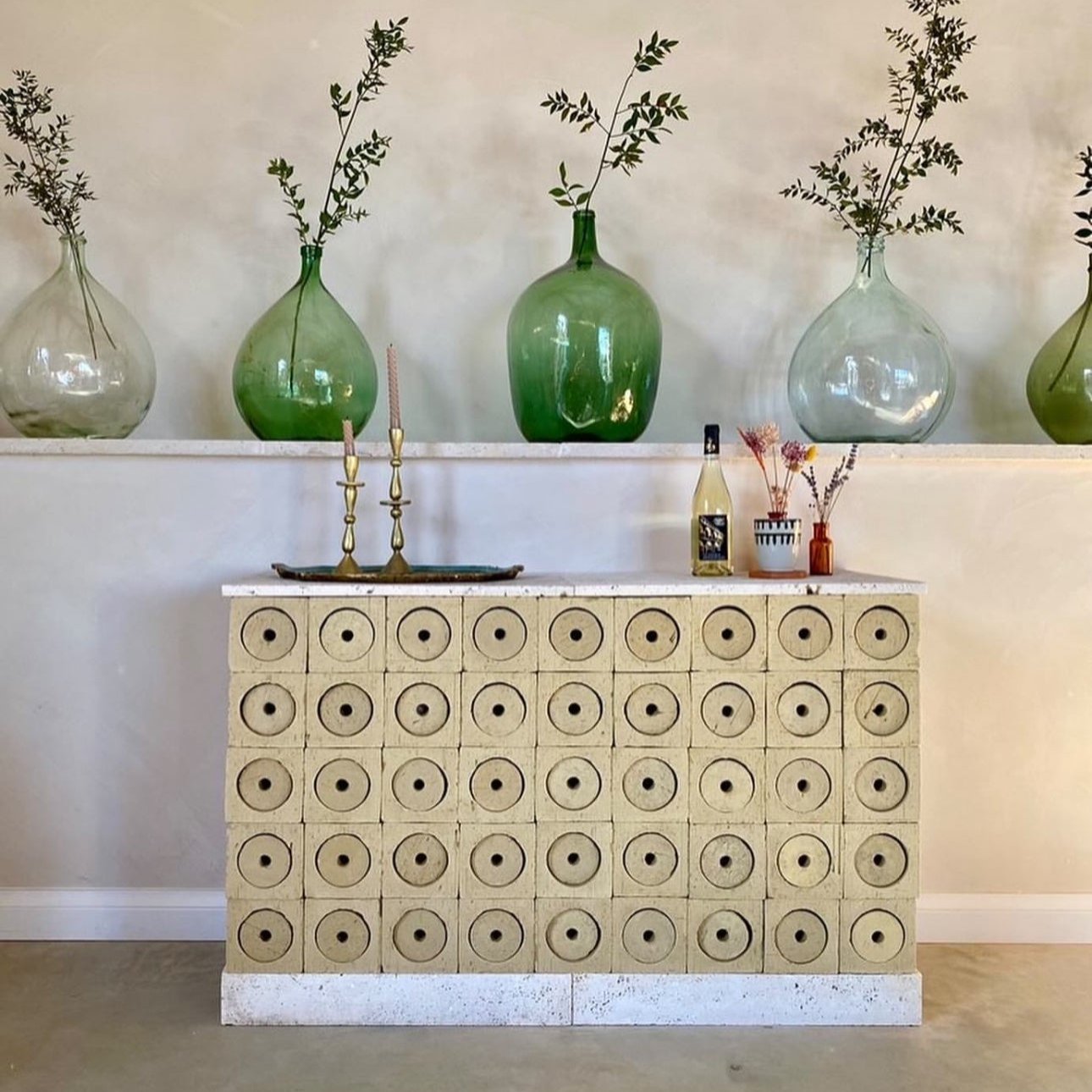 Argicru, Cave à vin en argile séchée - 48 casiers