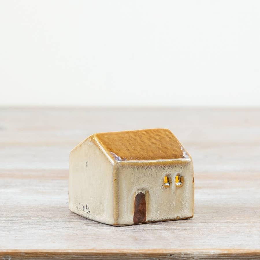 B.R.O.L, Petite Maison - Ria