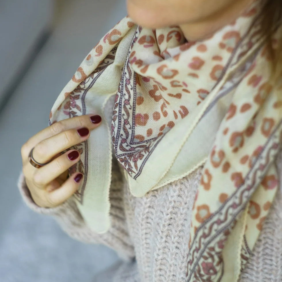 Bindi Atelier, Grand Foulard en laine - Bengal Lana
