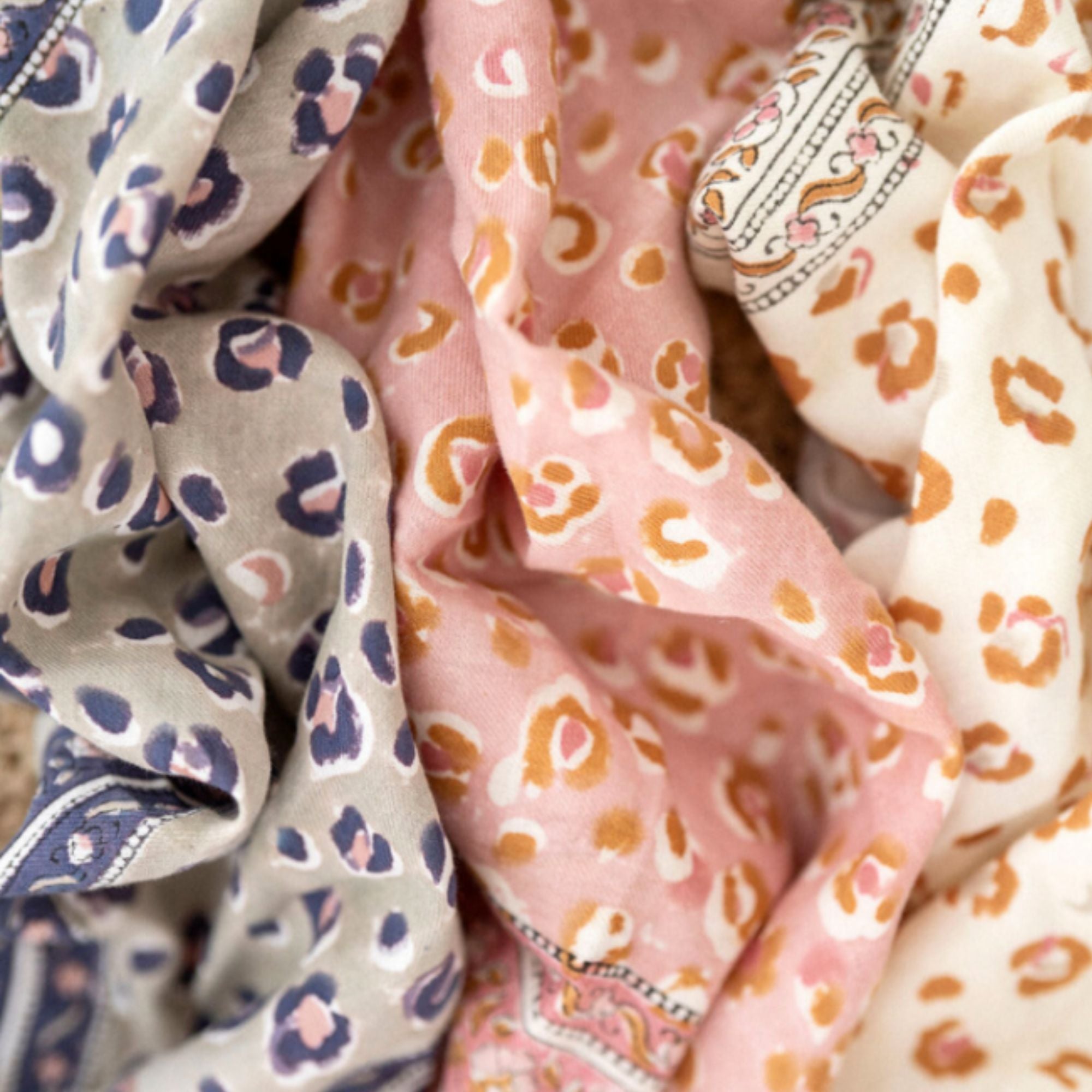 Bindi Atelier, Petit Foulard Indien - Bengal Blush