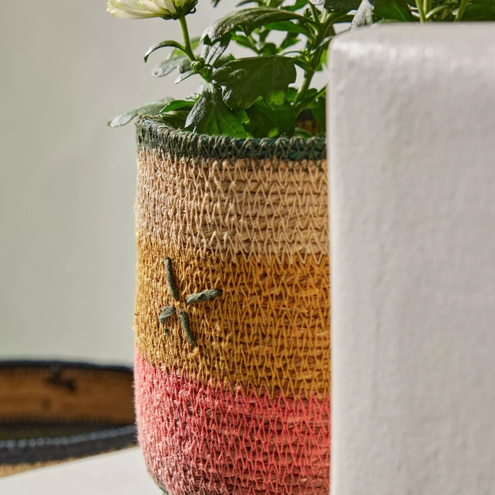 Bonheur du jour, Petit panier en jonc de mer - Rose