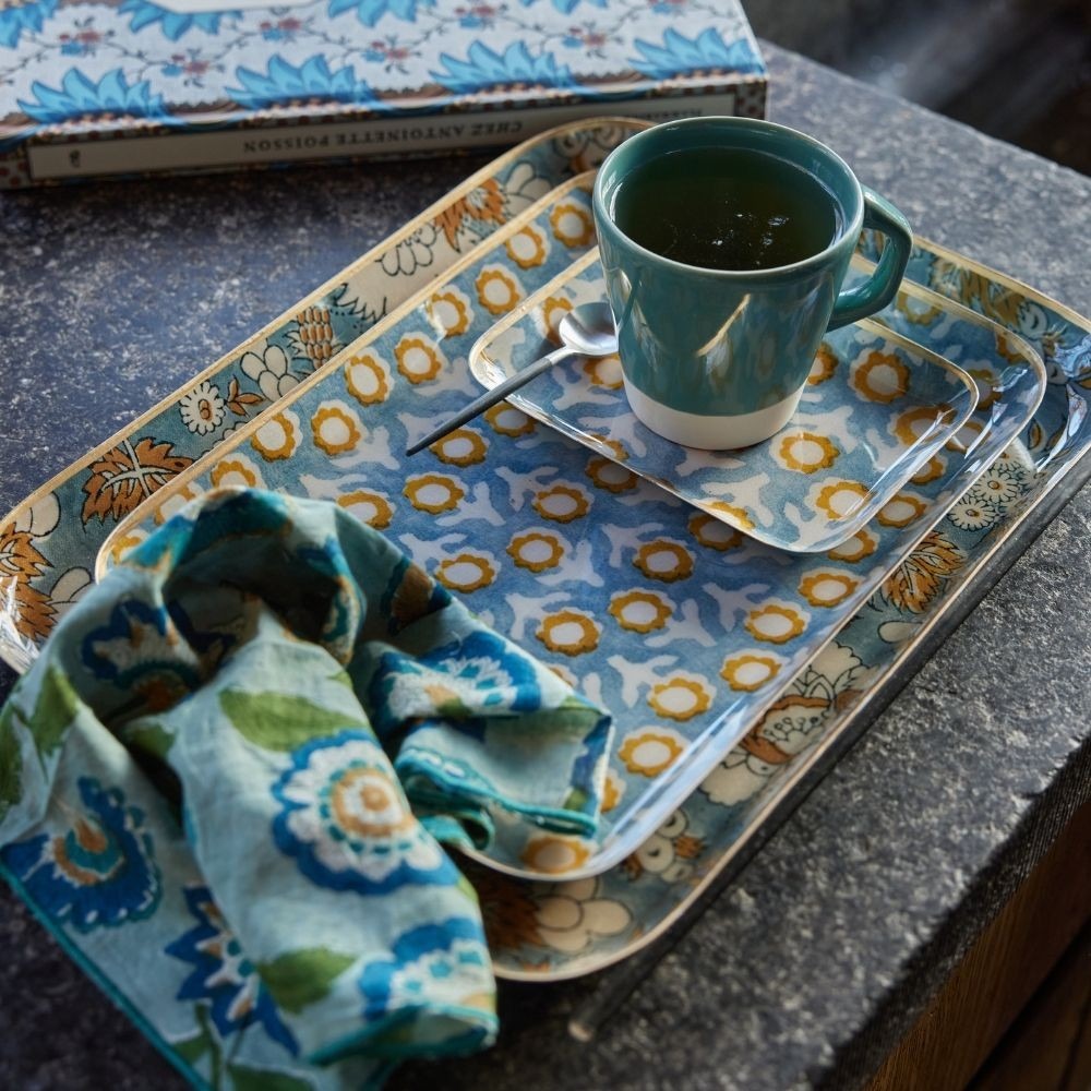 Bonheur du jour, Grand Plateau - Isha Bleu