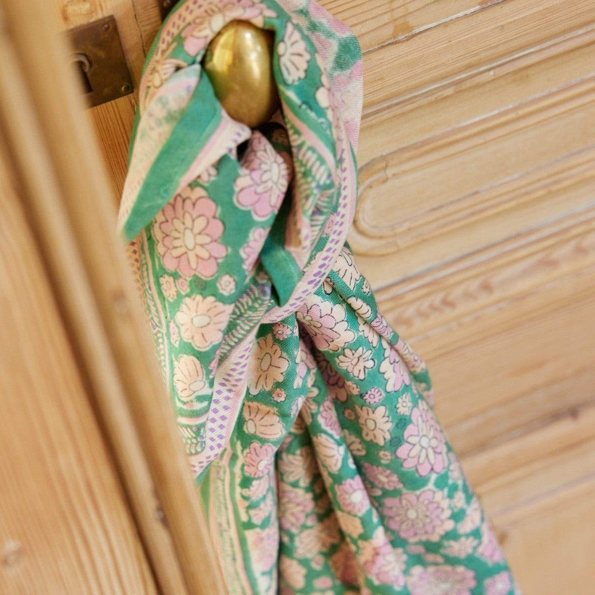 Bonheur du jour, Petit Foulard - London Green