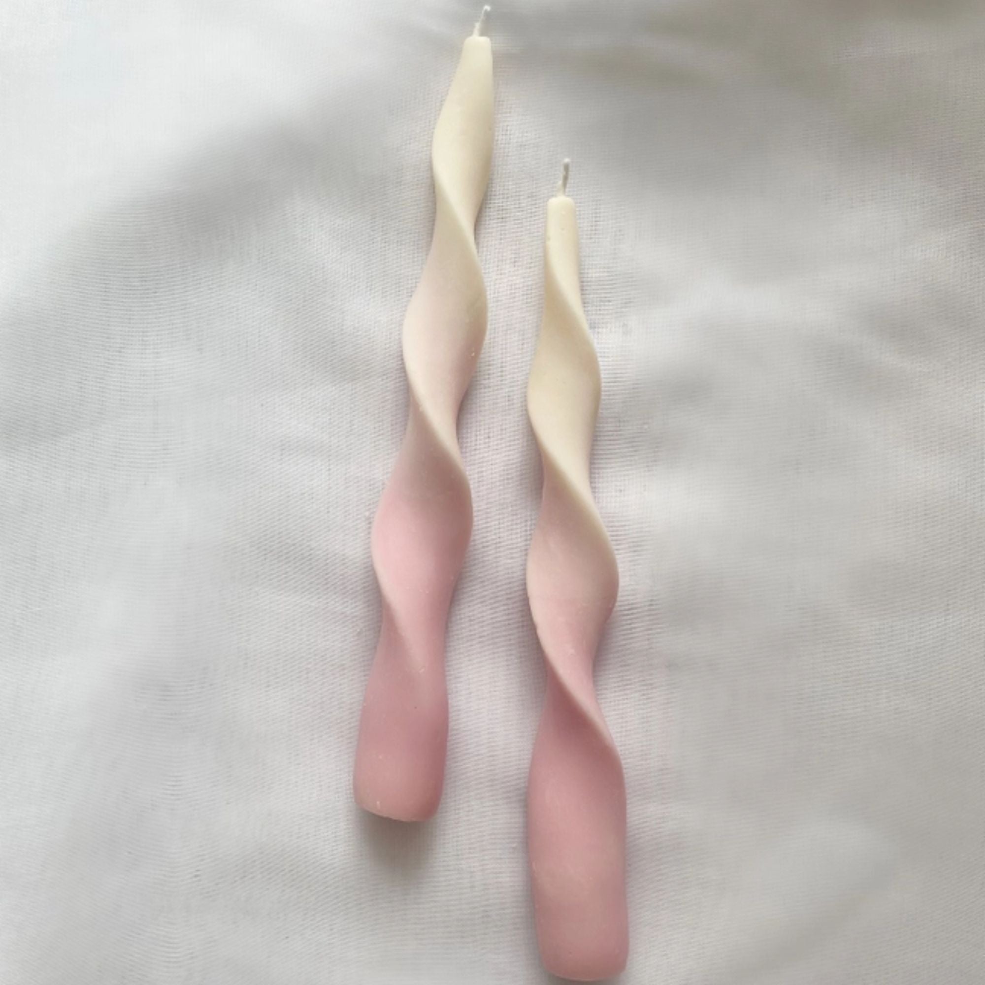 Soie London, Bougie ruban - Strawberry Whip