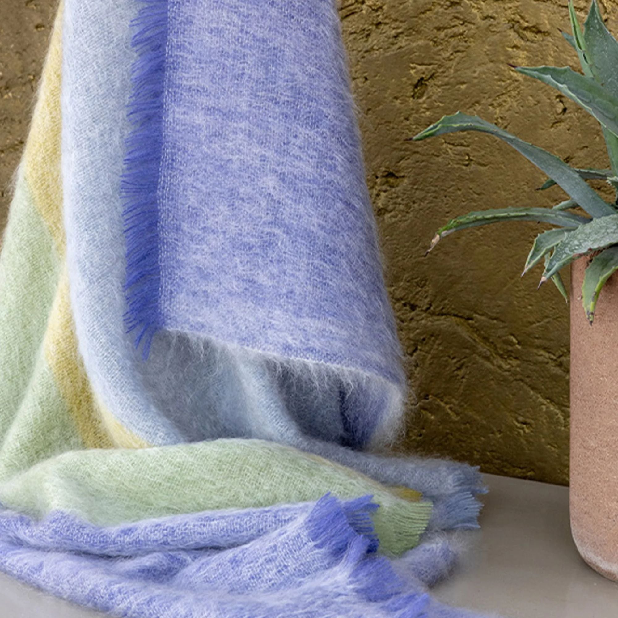 Brun de Vian Tiran, Plaid Mohair Dessins - Brume Cotière