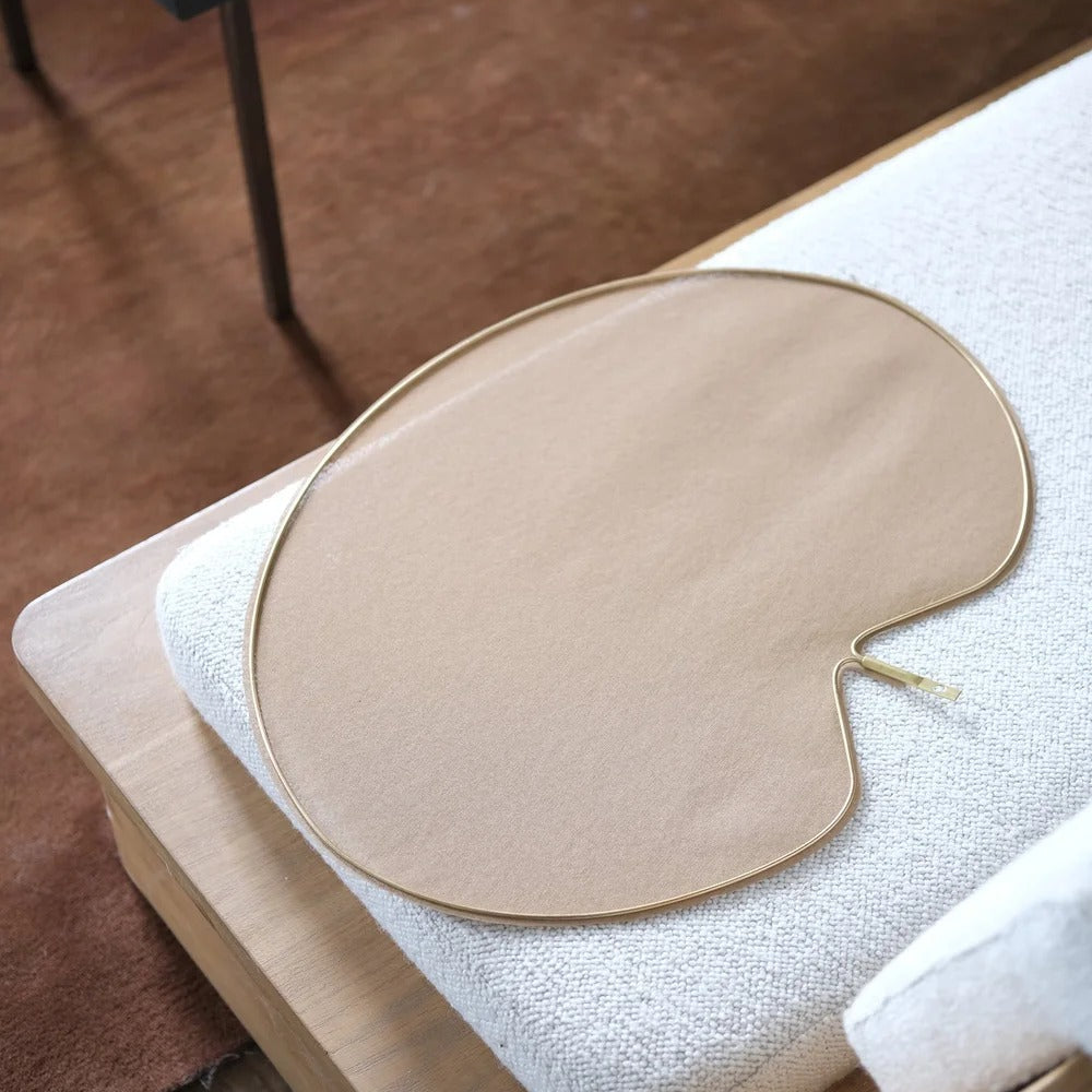 Centième (Georges Store) , Suspension Pensée - Peau