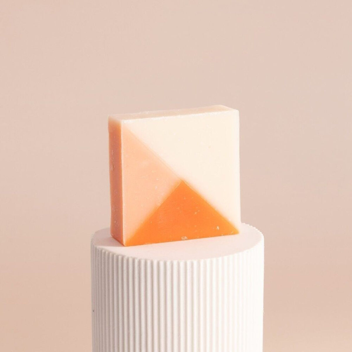 Ciment Paris, Savon Surgras - Facette | Poudrée