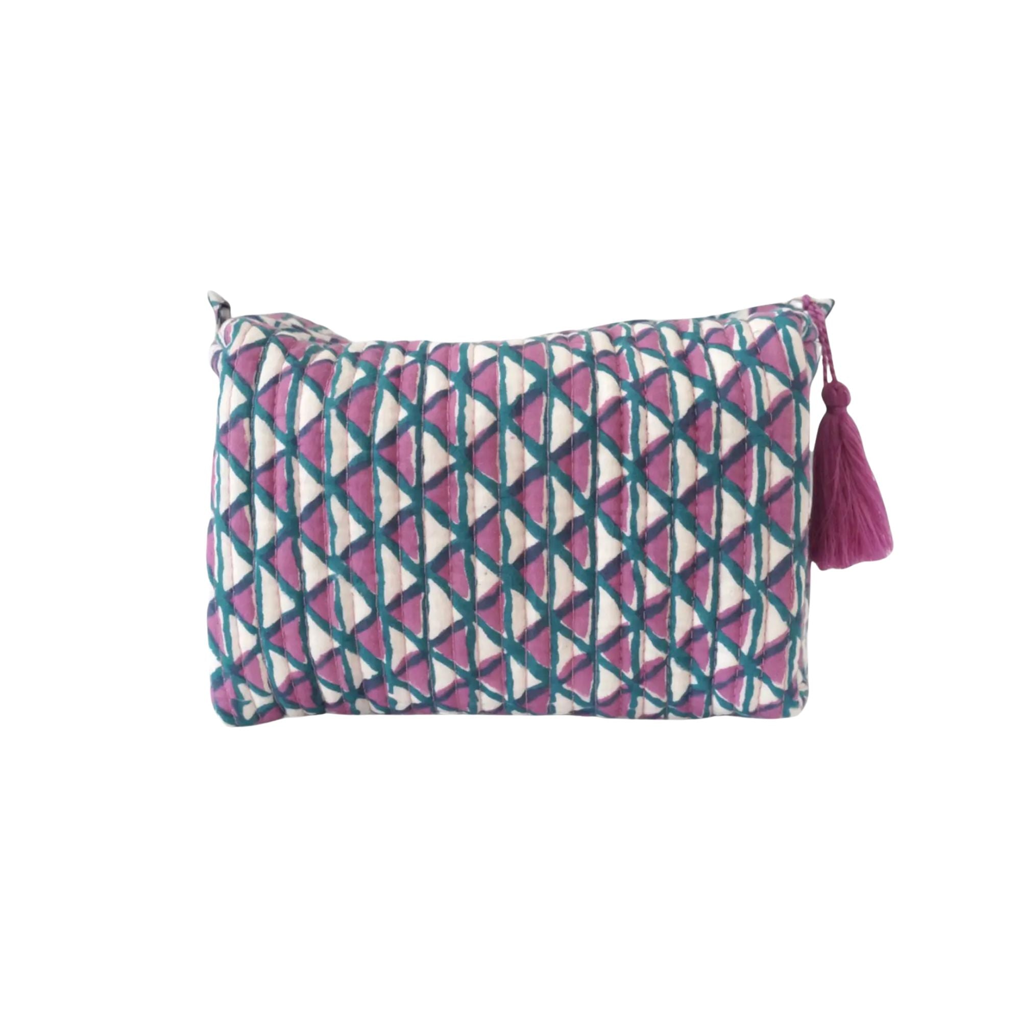 Claire Beaugrand, Trousse de toilette - N°70