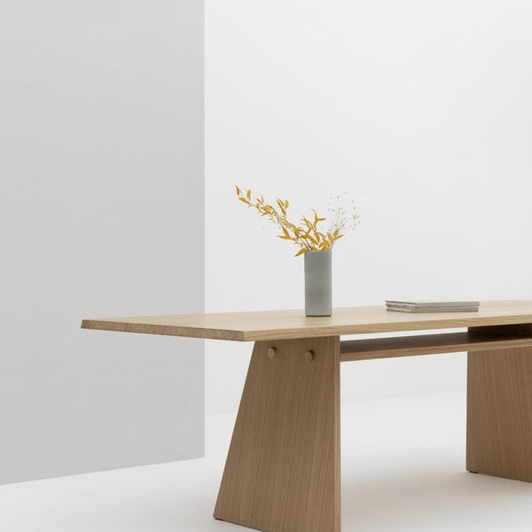 Cruso, Table à manger en bois massif - June