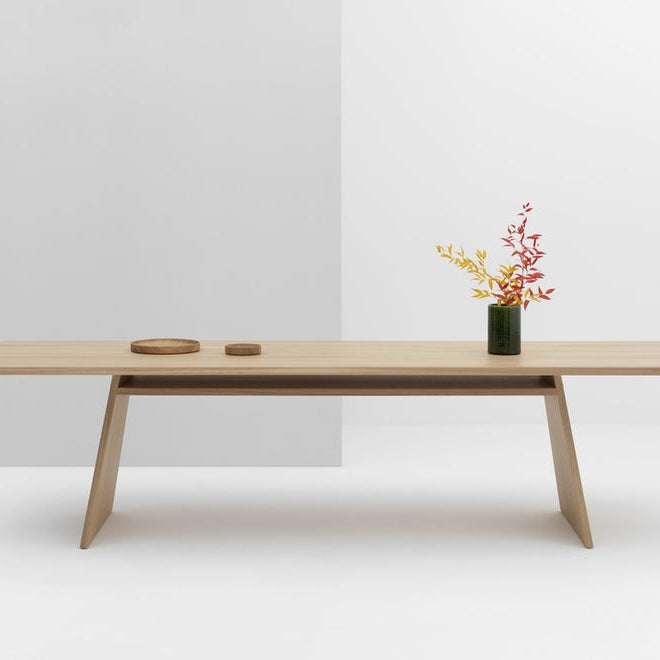 Cruso, Table à manger en bois massif - June