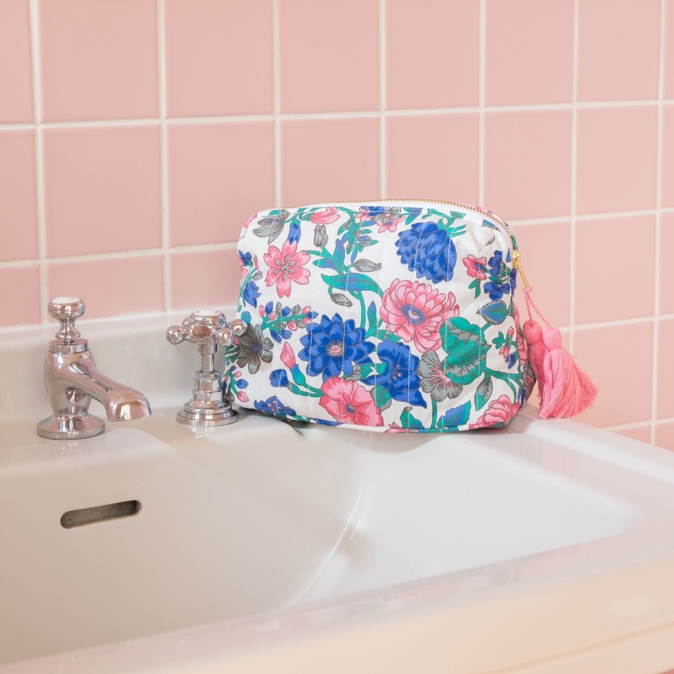 Trousse moyenne Louise Misha - Teiki Blue Summer Meadow