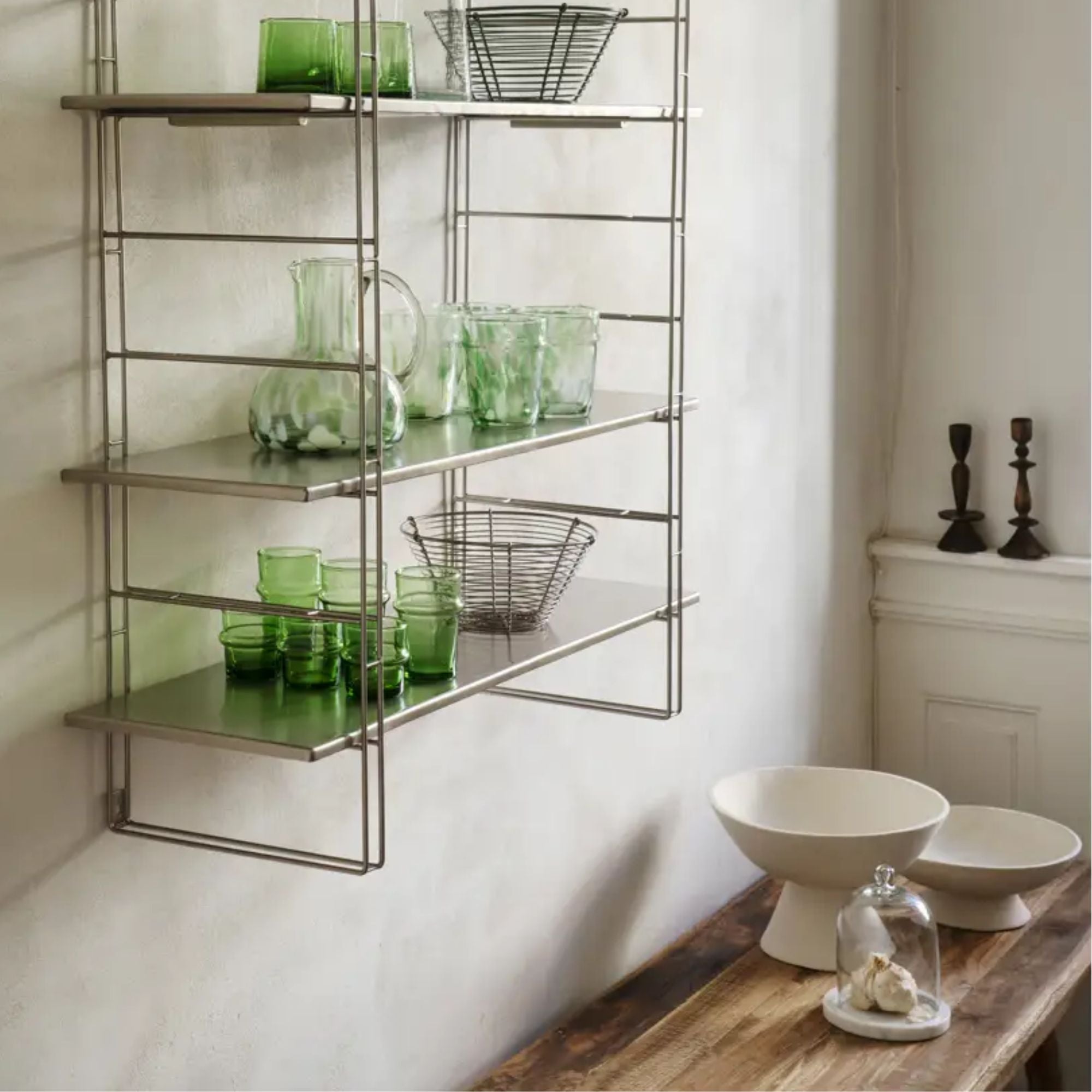 Madam Stoltz, Vide poche en papier maché