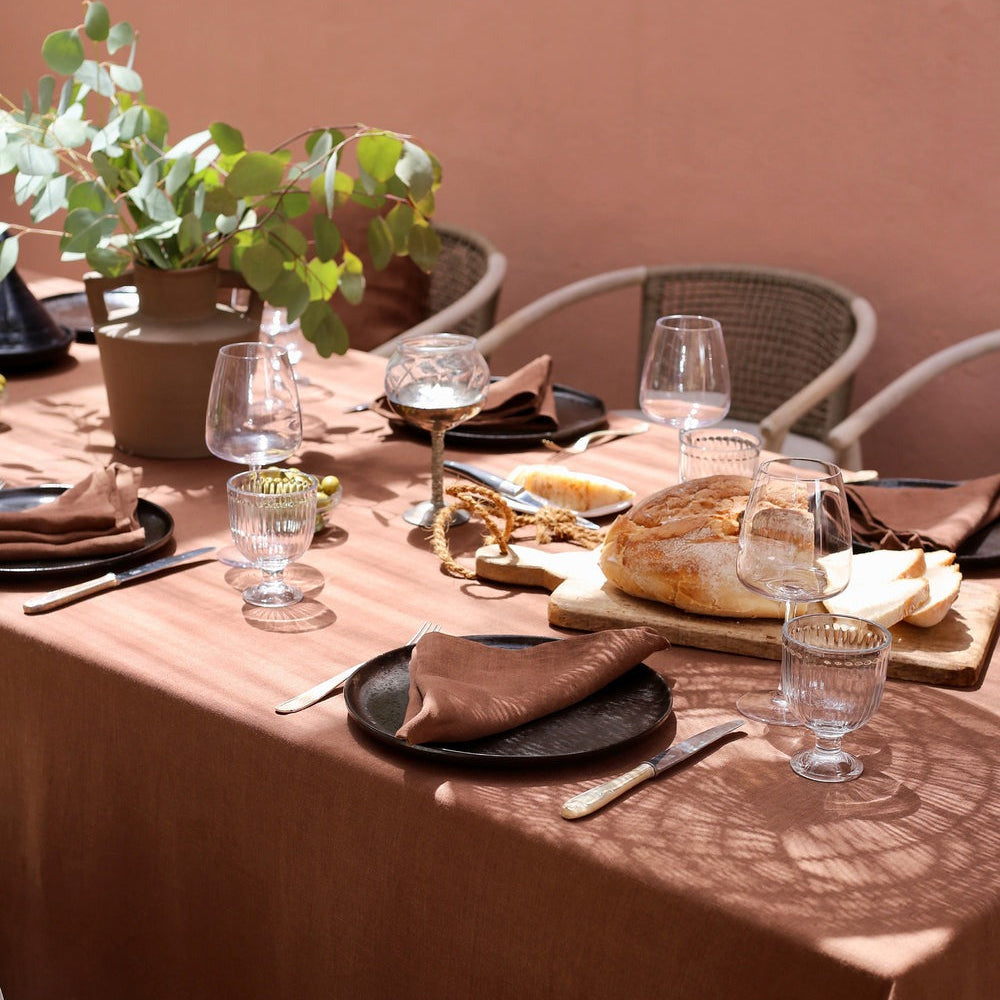 Magic Linen, Nappe en lin 150x250 - Chocolate Brown