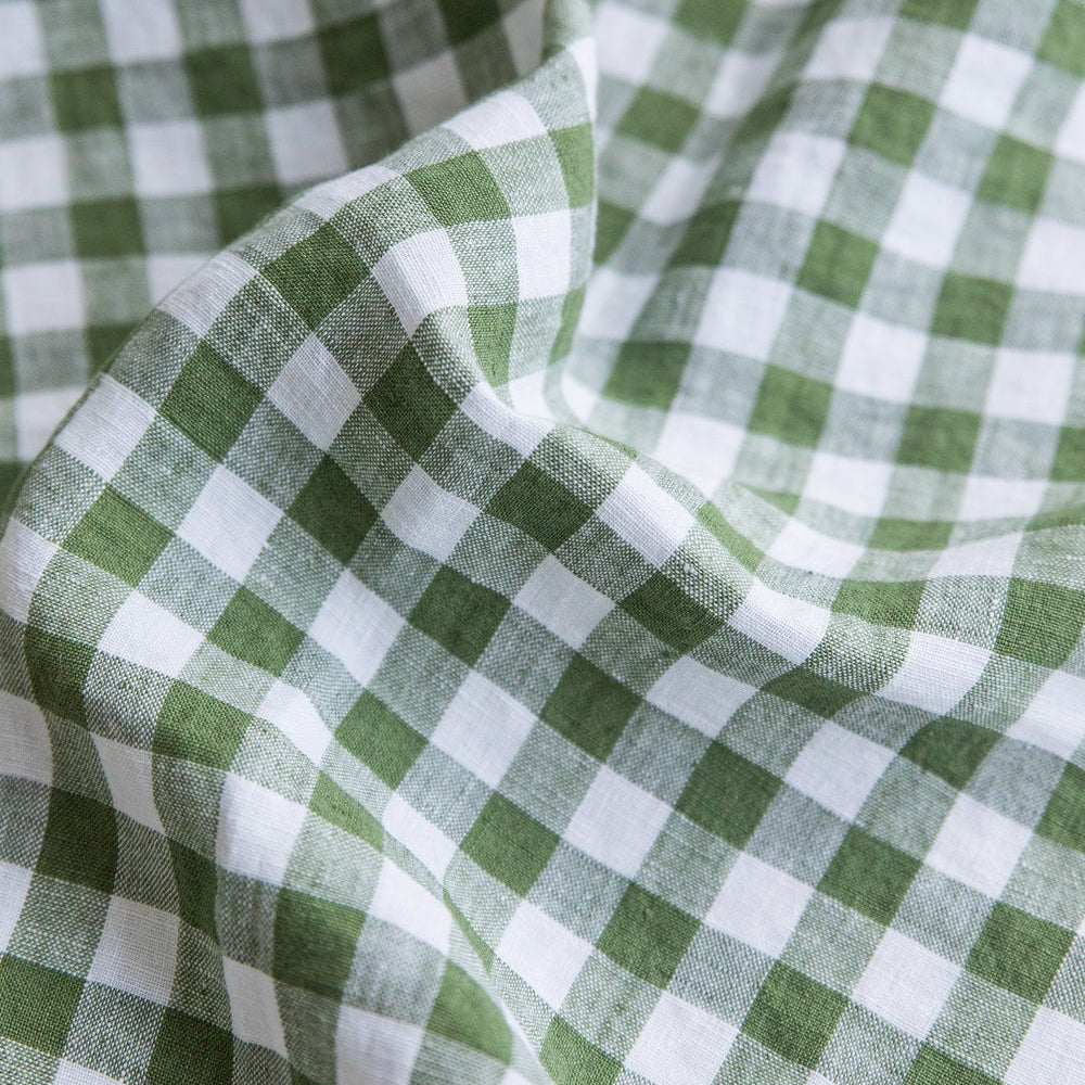 Magic Linen, Nappe en lin 150x250 - Vichy Vert forêt