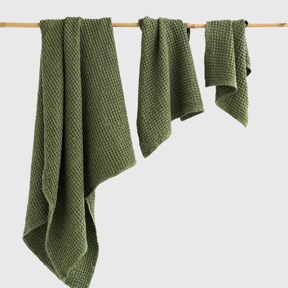 Magic Linen, Serviette de bain - Green Forest