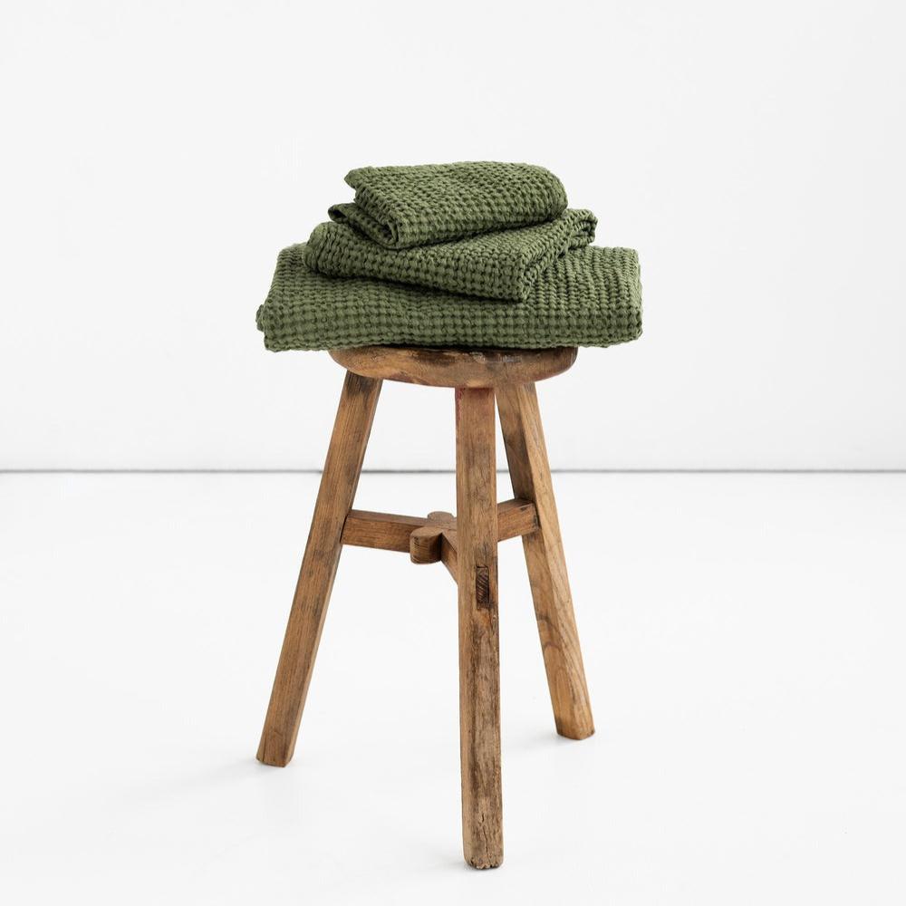 Magic Linen, Serviette de bain - Green Forest