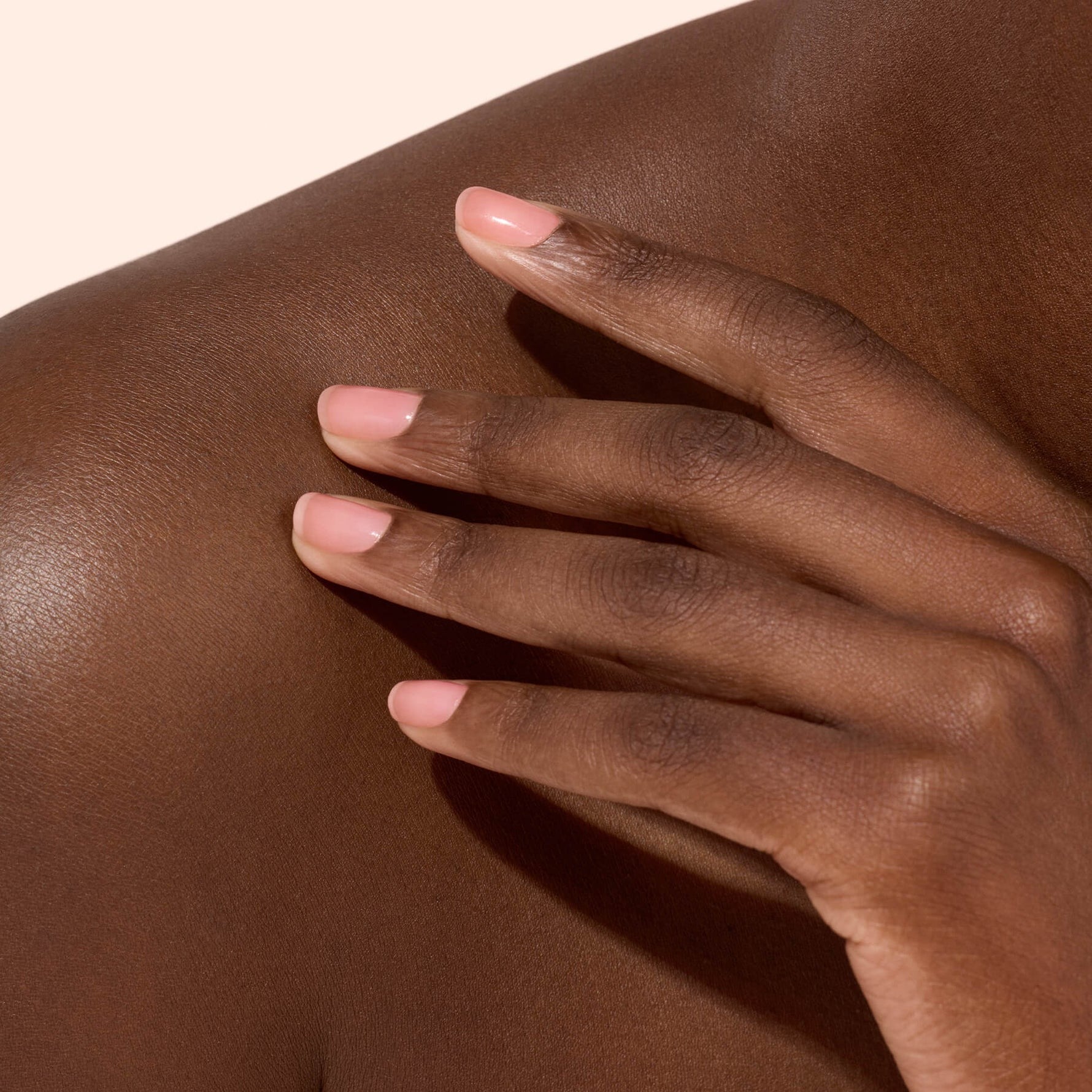 Manucurist, Vernis Active Glow - Cranberry