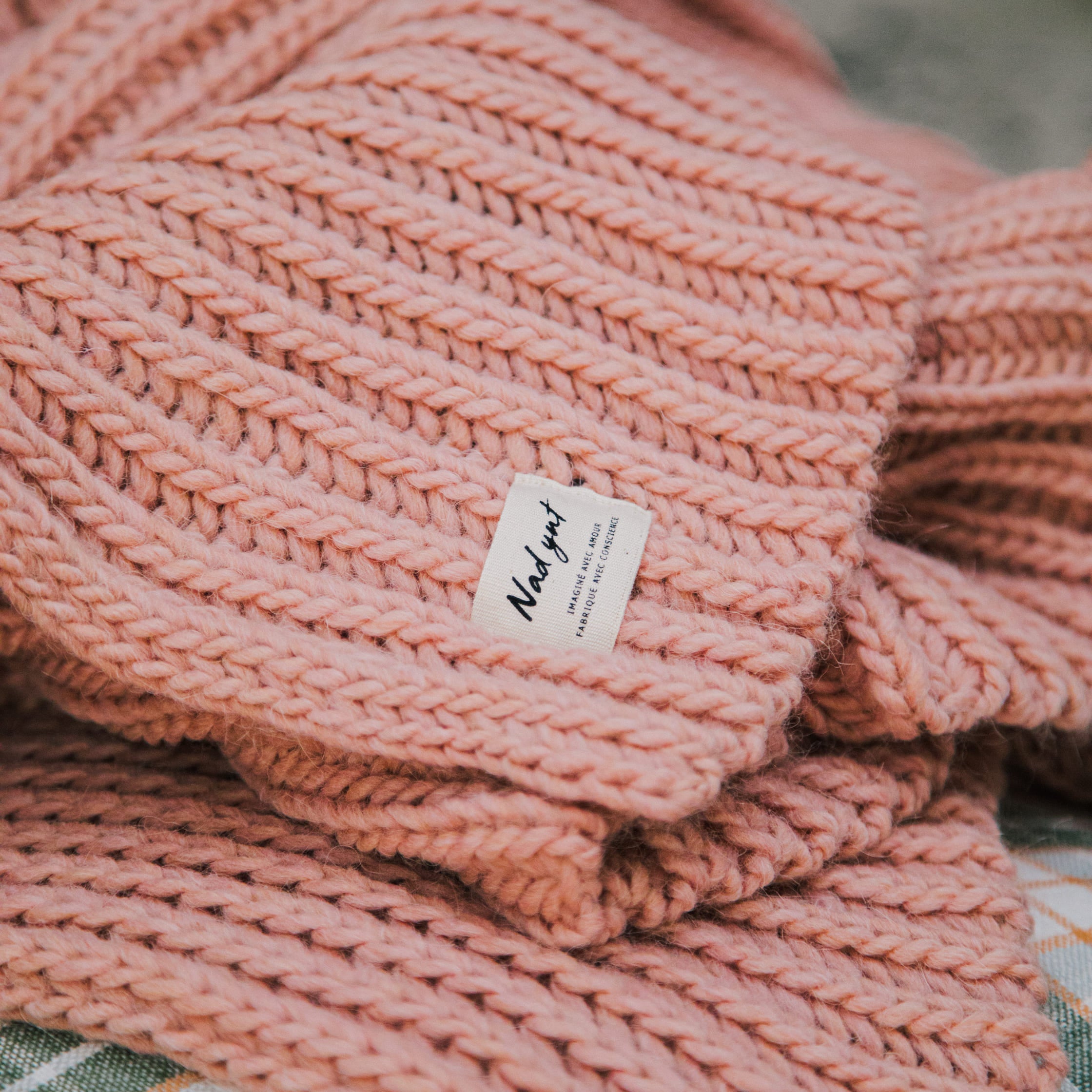 Nad Yut, Plaid en laine tressée - Nude