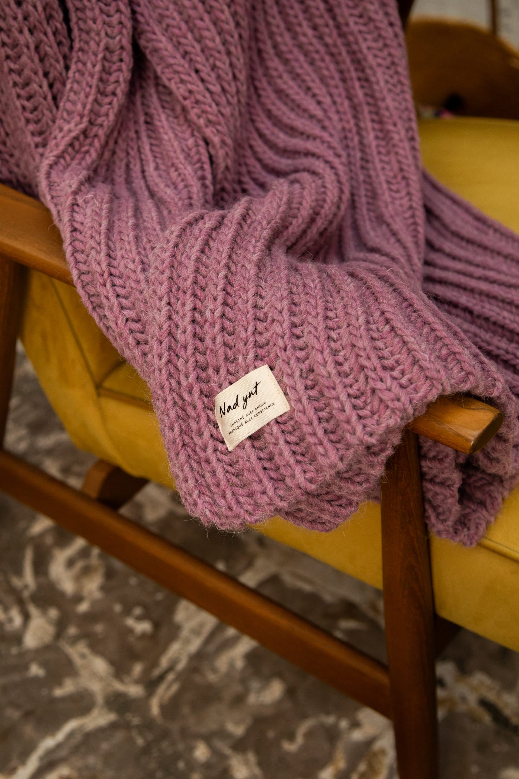 Plaid en laine tressée Nad Yut - Violine