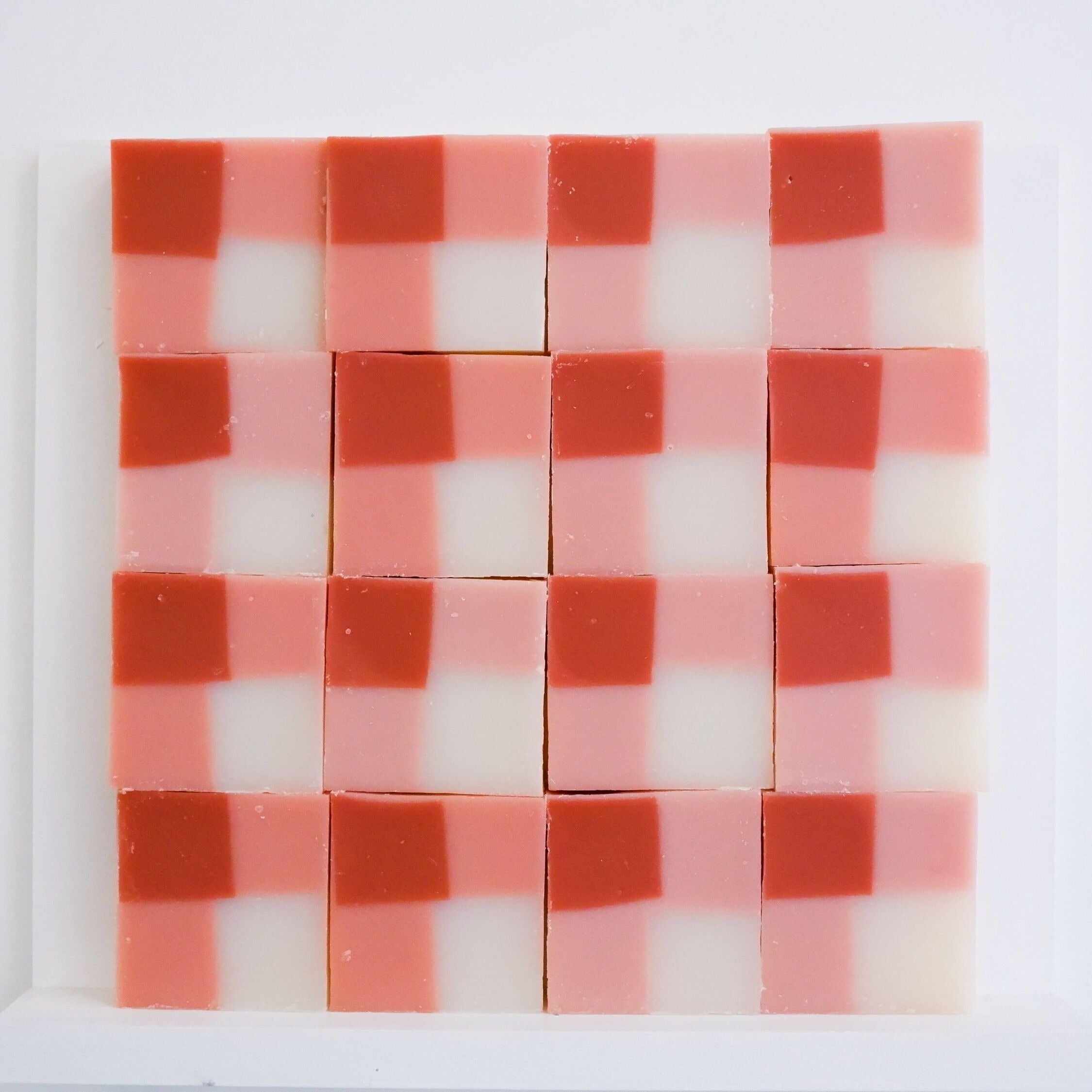 Savonnerie Ciment, Savon Surgras - Nappe à carreaux |Fleur d'Oranger