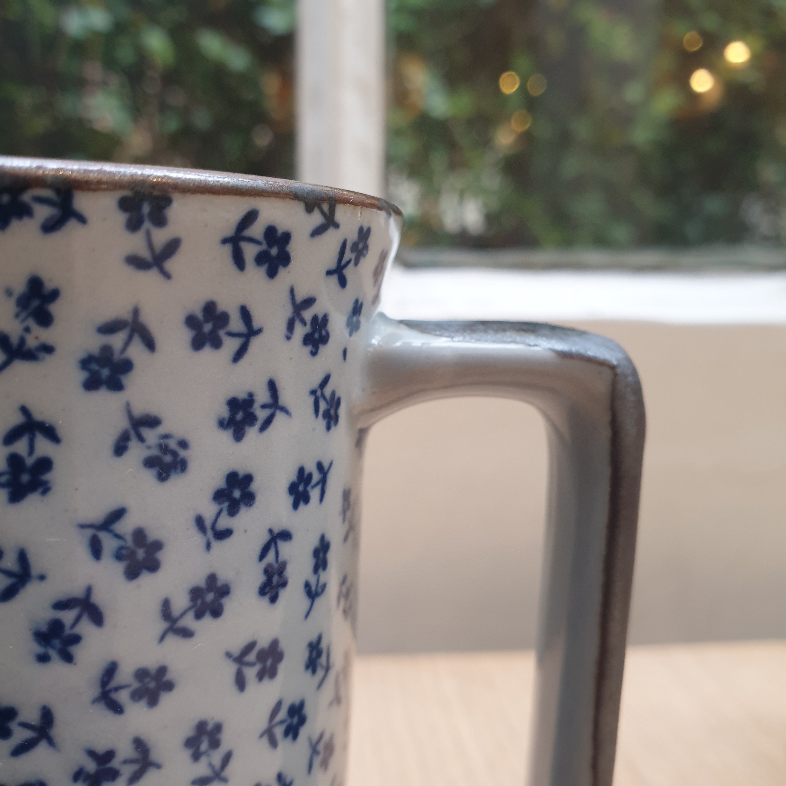 Porcelaine japonaise - Grand mug champètre