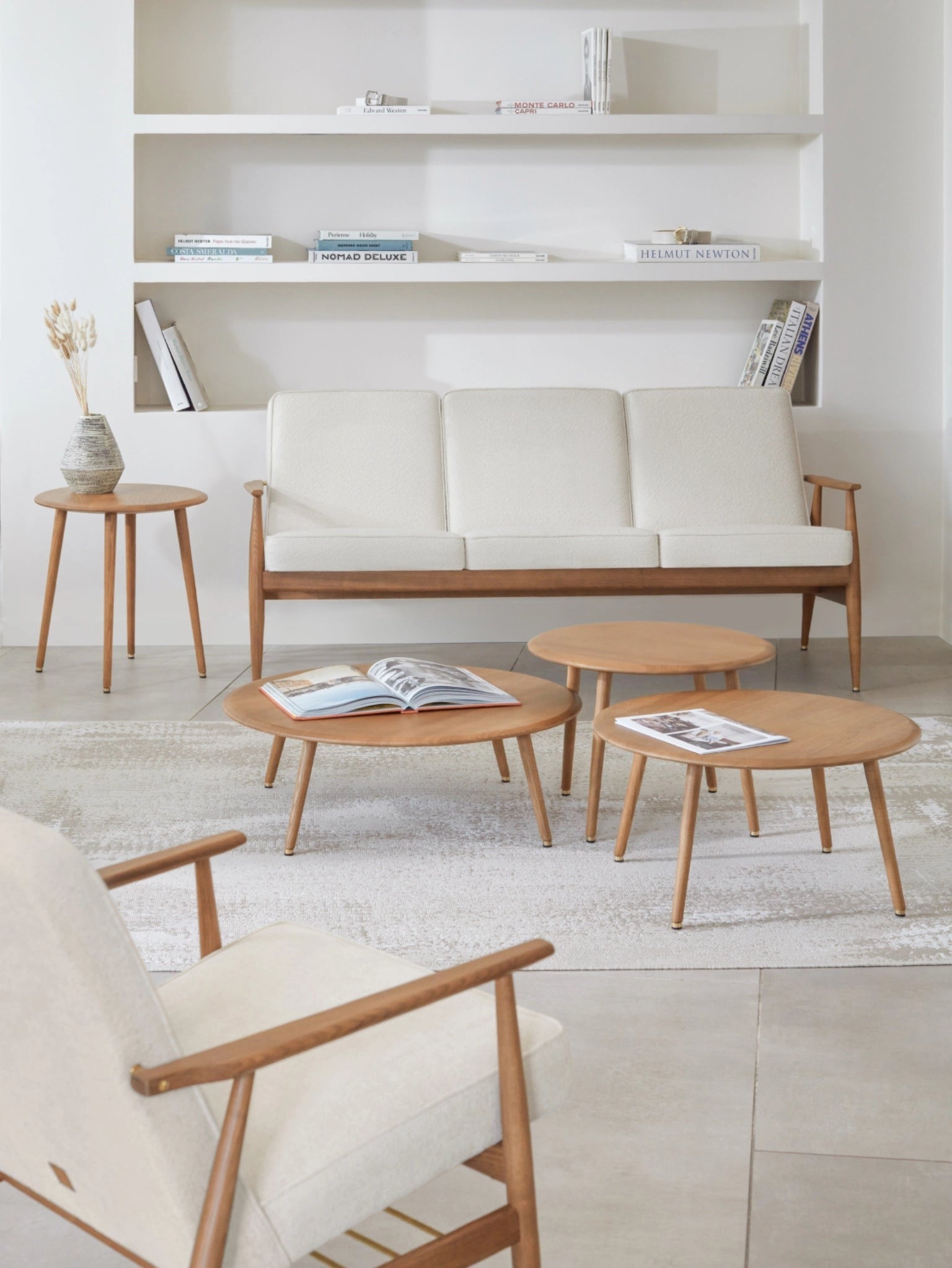 366 Concept, Table basse ronde - H Fox