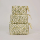 Paper Mirchi, Trousse de toilette - Treillis floral crème au beurre