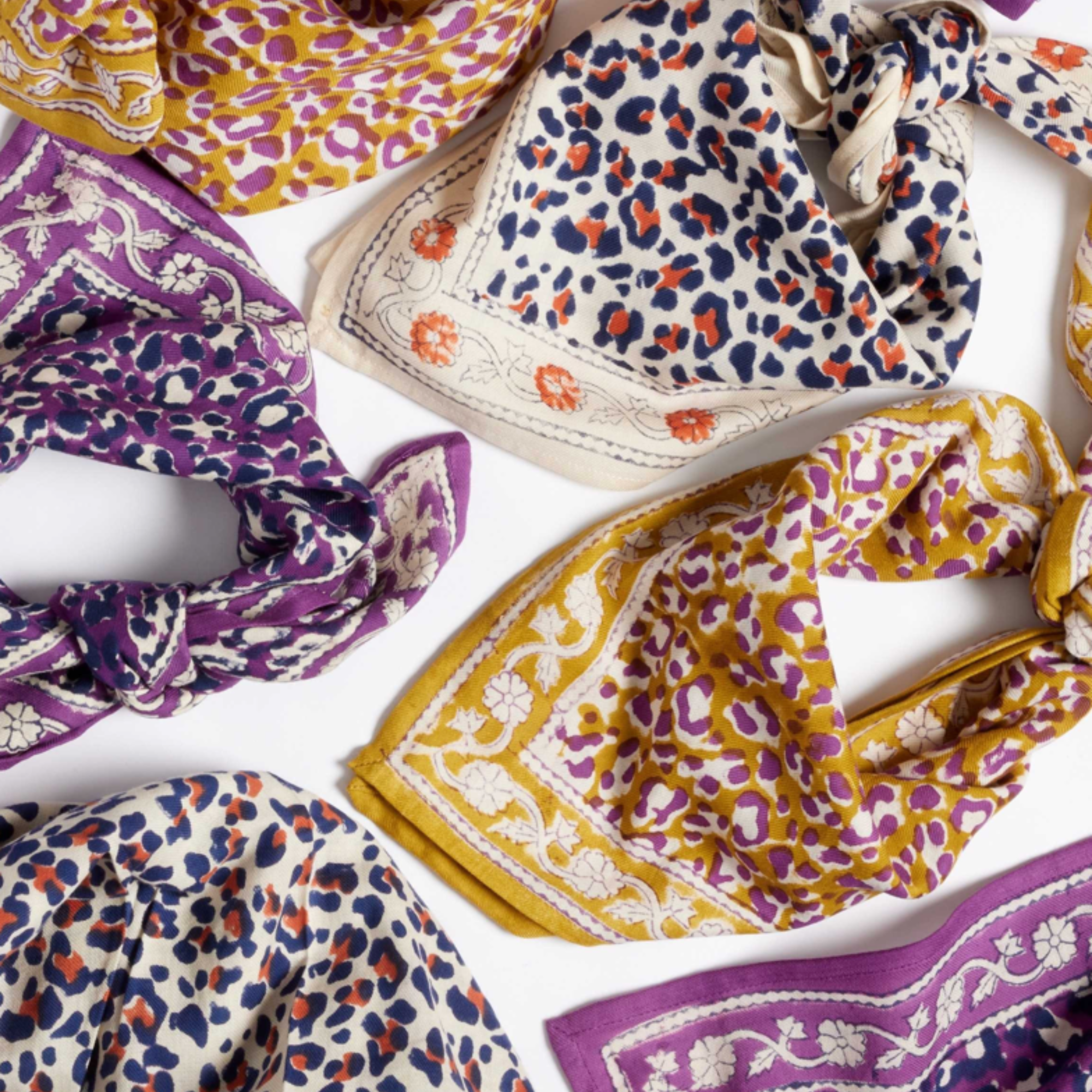 Bonheur du jour, Petit Foulard - Léopard Beige Marine