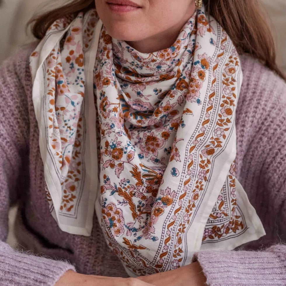 Bindi Atelier, Grand Foulard Indien - Kiala Bloom