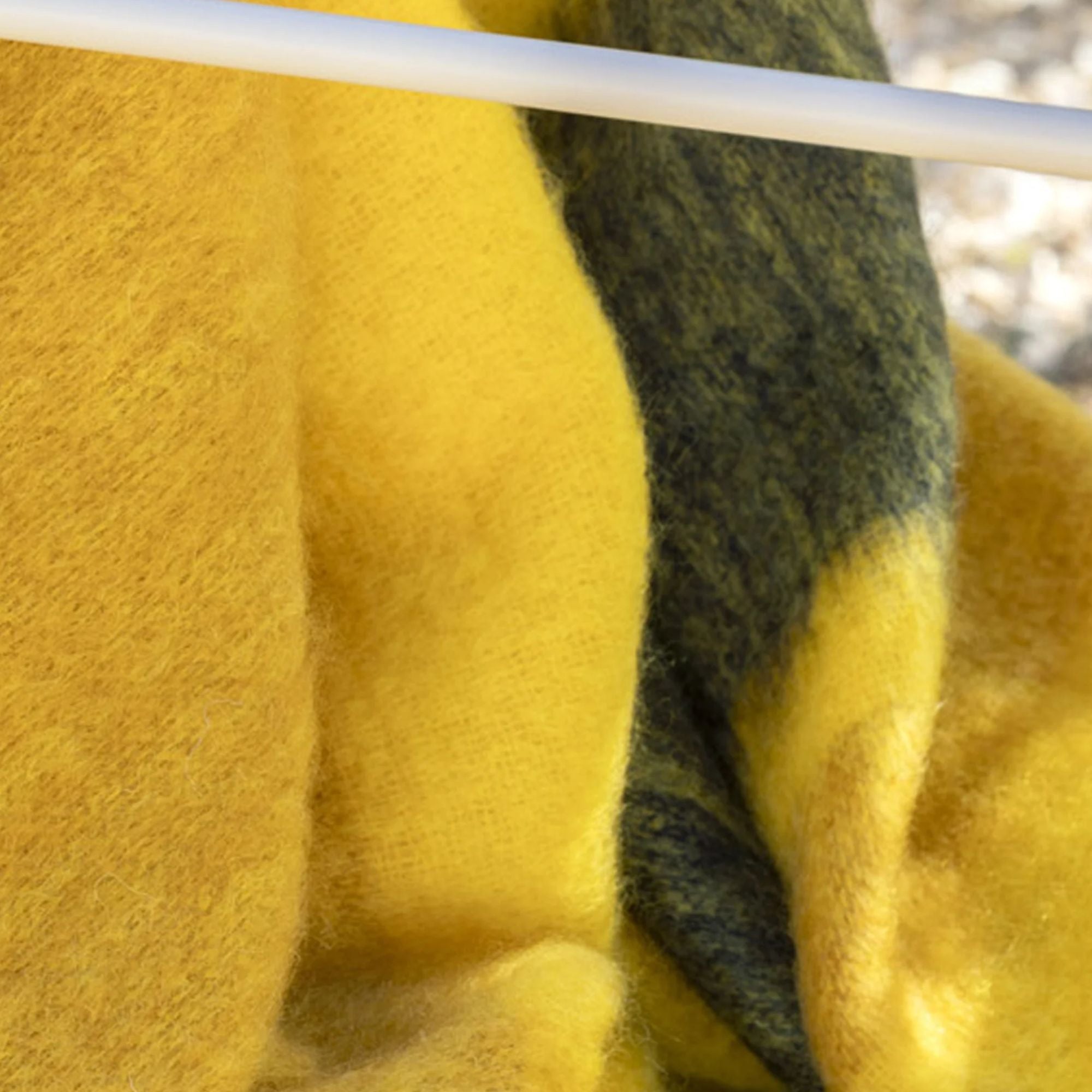 Brun de Vian Tiran, Plaid Mohair Dessins - Passage Miel