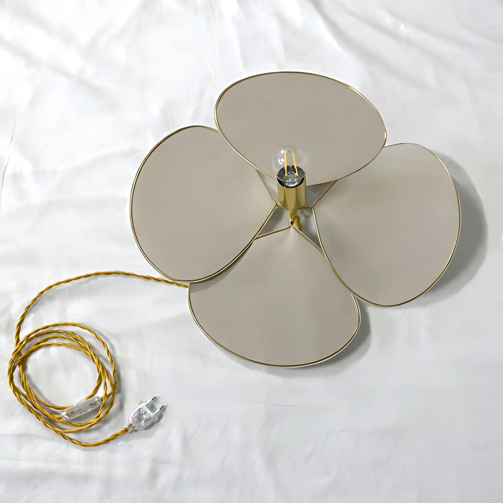 Georges Store, Centième, Baladeuse Pale, La Petite - Plusieurs couleurs