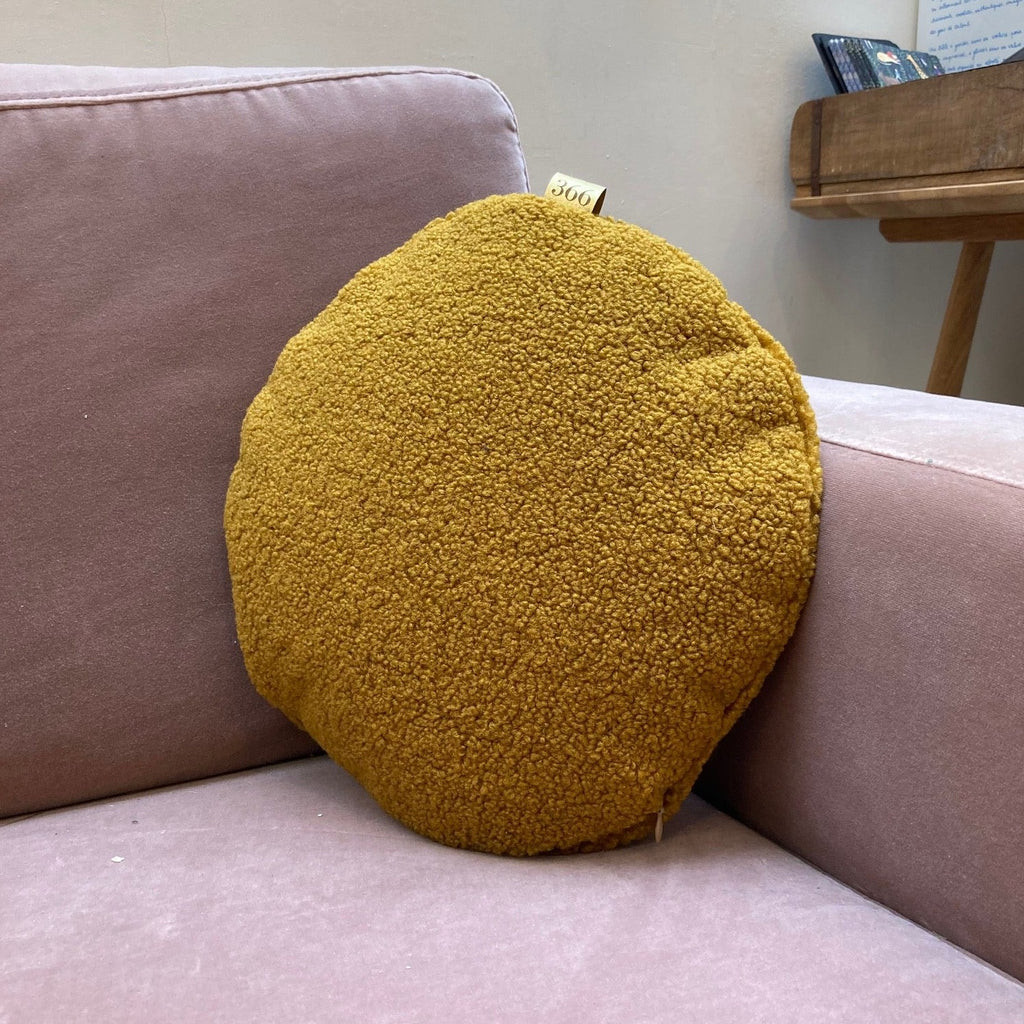 Coussin rond 366 Concept - Teddy Mustard XS