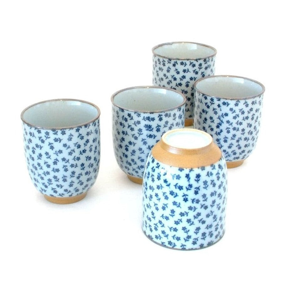 Porcelaine japonaise - Tasse petites fleurs