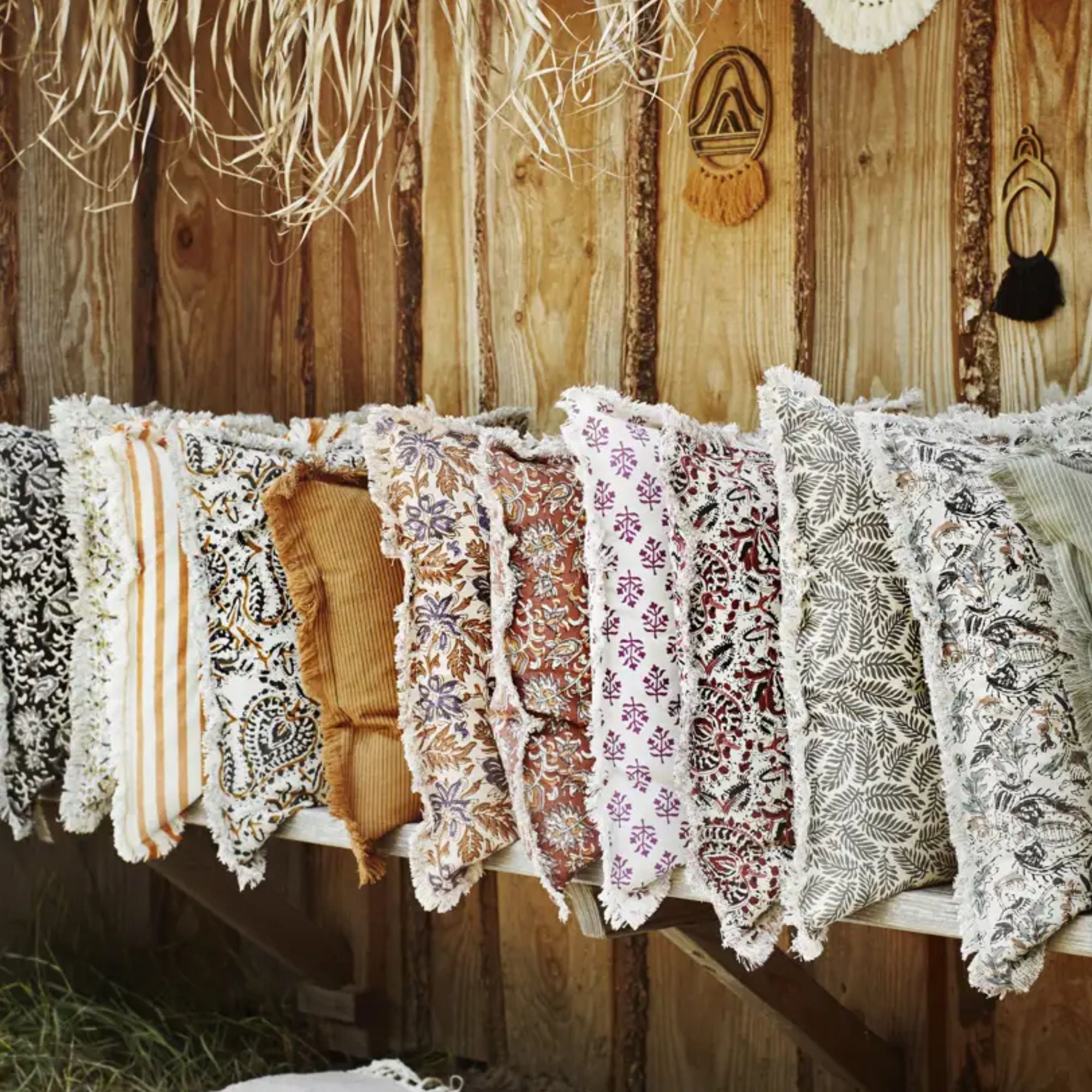 Madam Stoltz, Housse de coussin 50x50 - Lubin