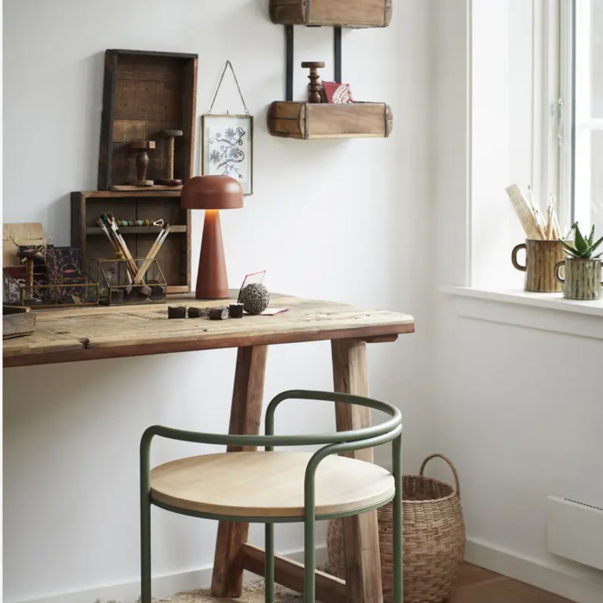 Madam Stoltz, Organisateur de bureau - Aïa