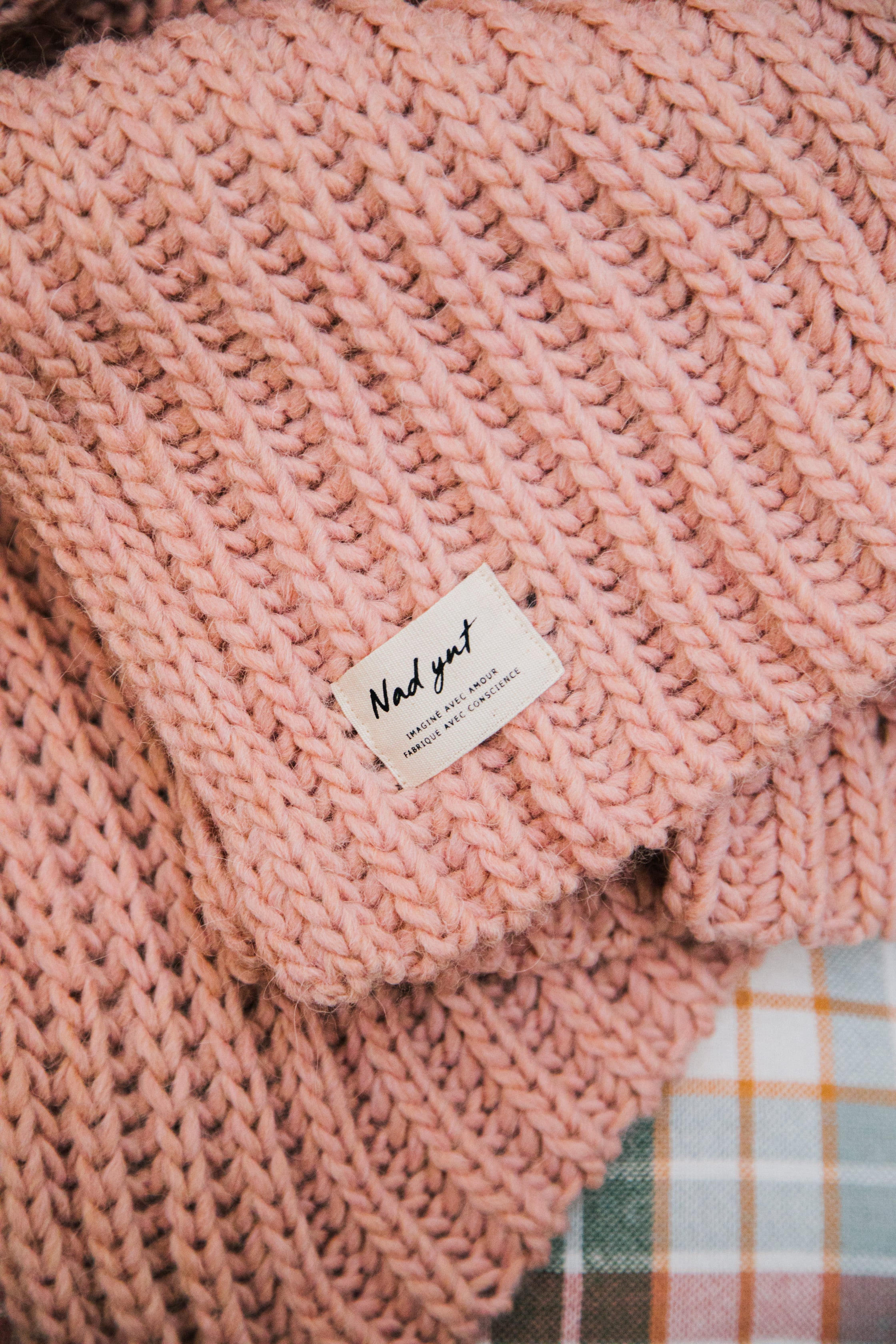 Nad Yut, Plaid en laine tressée - Nude