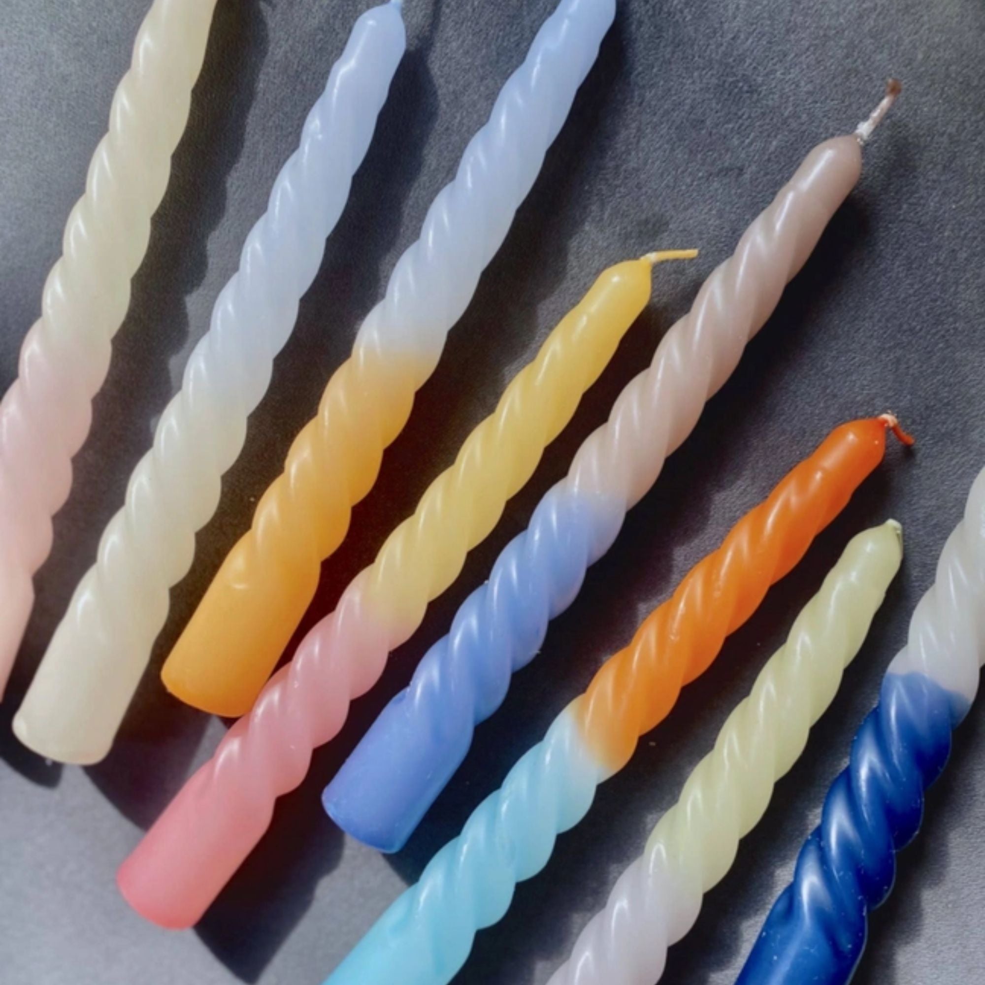 Palette Amsterdam, Coffret de 4 bougies torsadées  - Des champs en fleurs