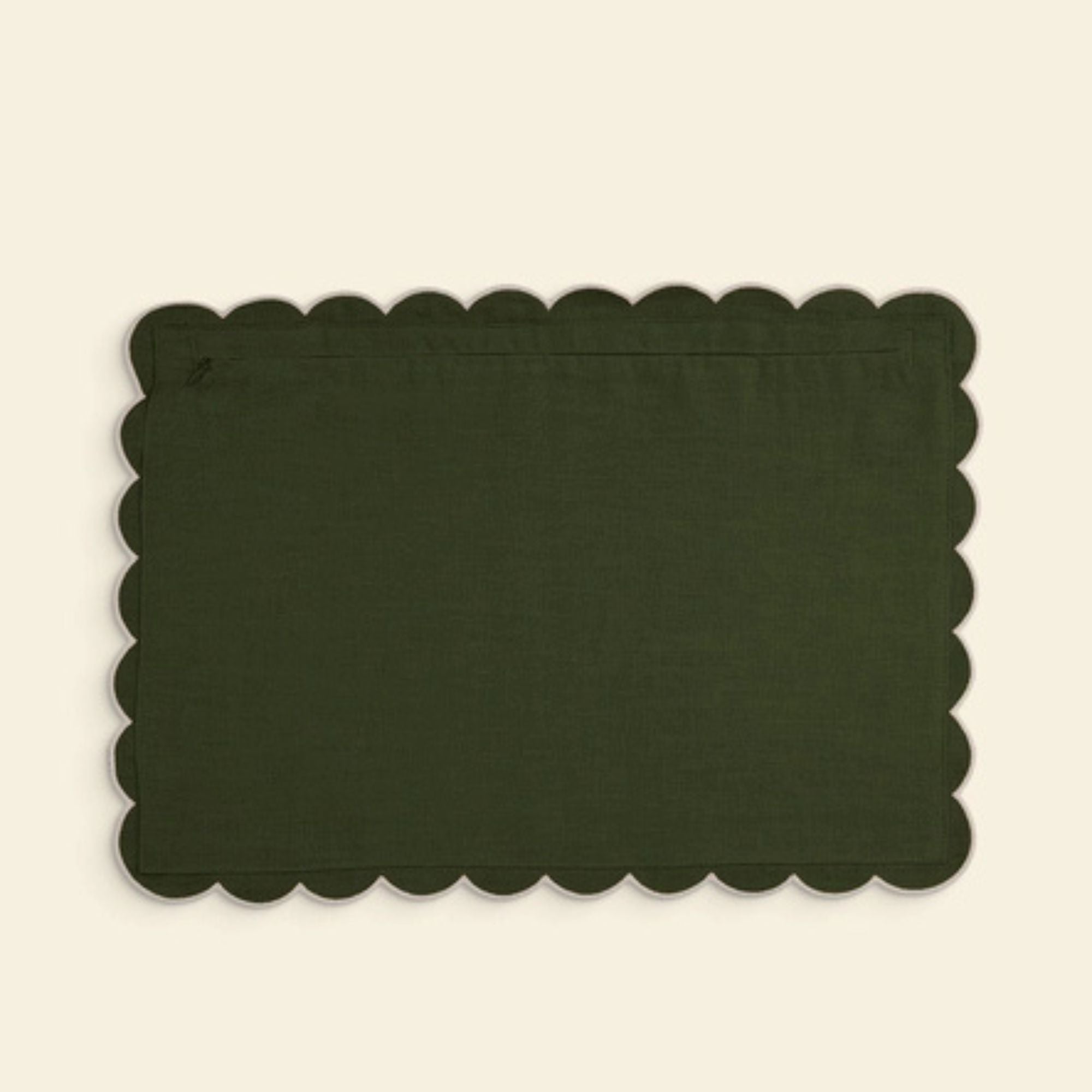 Tomète, Coussin rectangulaire en lin festonné - Vert Forêt et Blanc